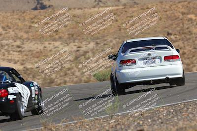 media/Oct-01-2022-Team Topak Racing (Sat) [[f860fb51be]]/2-Inter Low 2/session 1 turn 3/